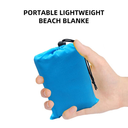 Waterproof Pocket Beach Blanket .