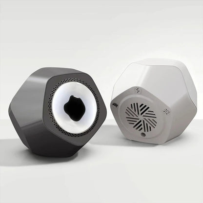 Magnetic Fluid Bluetooth Speaker .