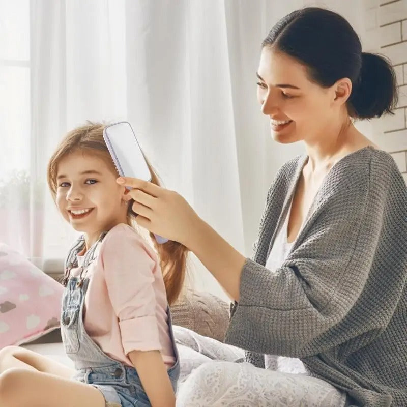 4 In 1 Self Cleaning Hair Brush .