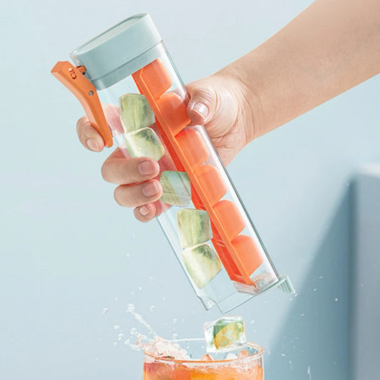 One-Hand Press Ice Cube Tray .