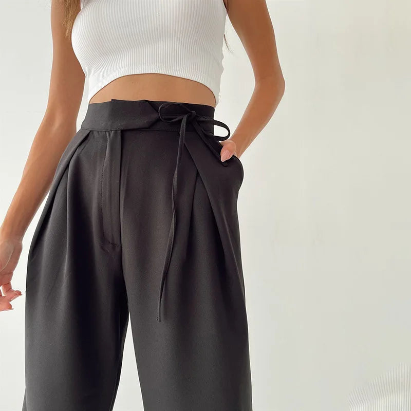 Chic Wide-Leg Pants .