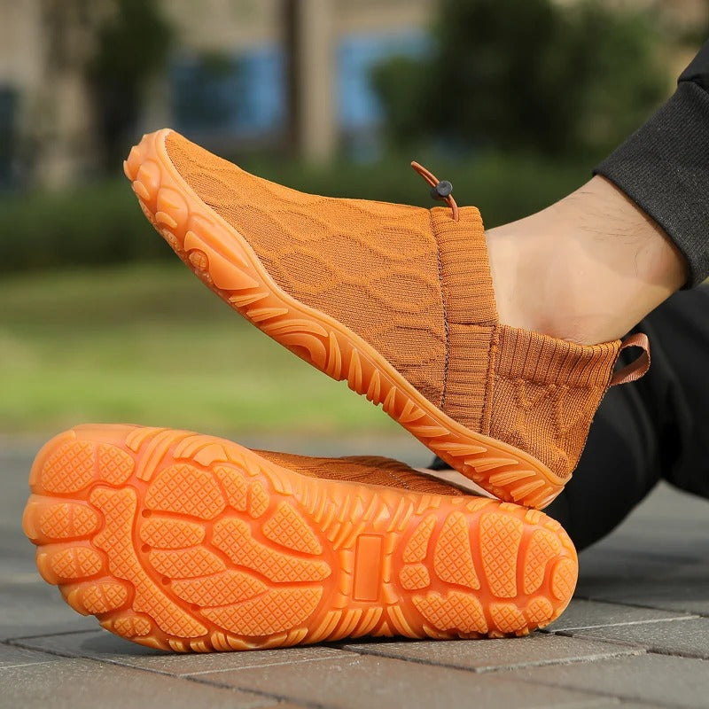 Waterproof Barefoot Hiking Shoe .