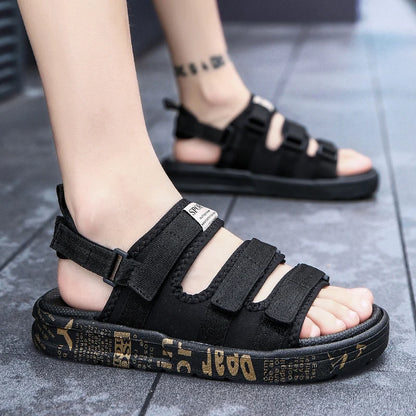 Men Summer Leisure Sandals .