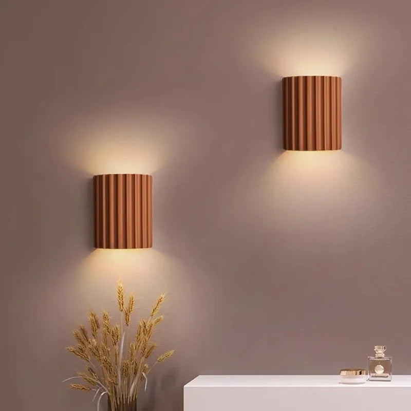 Modern LED Wall Lamp .