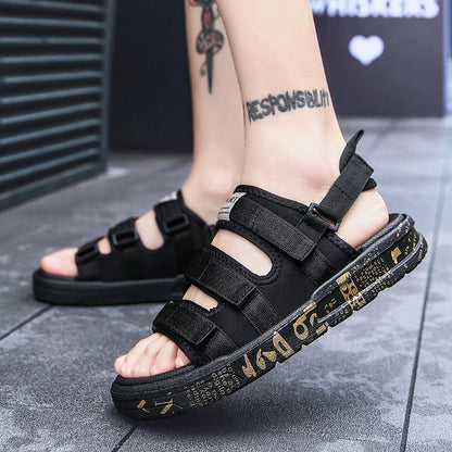 Men Summer Leisure Sandals .