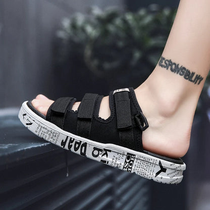 Men Summer Leisure Sandals .