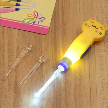 LED Luminous Light Baby Ear Spoon .