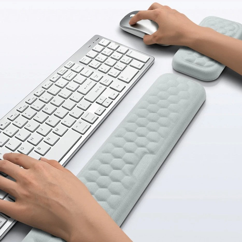 Memory Foam Wrist Rest Set .