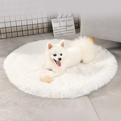 Plush Round Cat Bed Mat .